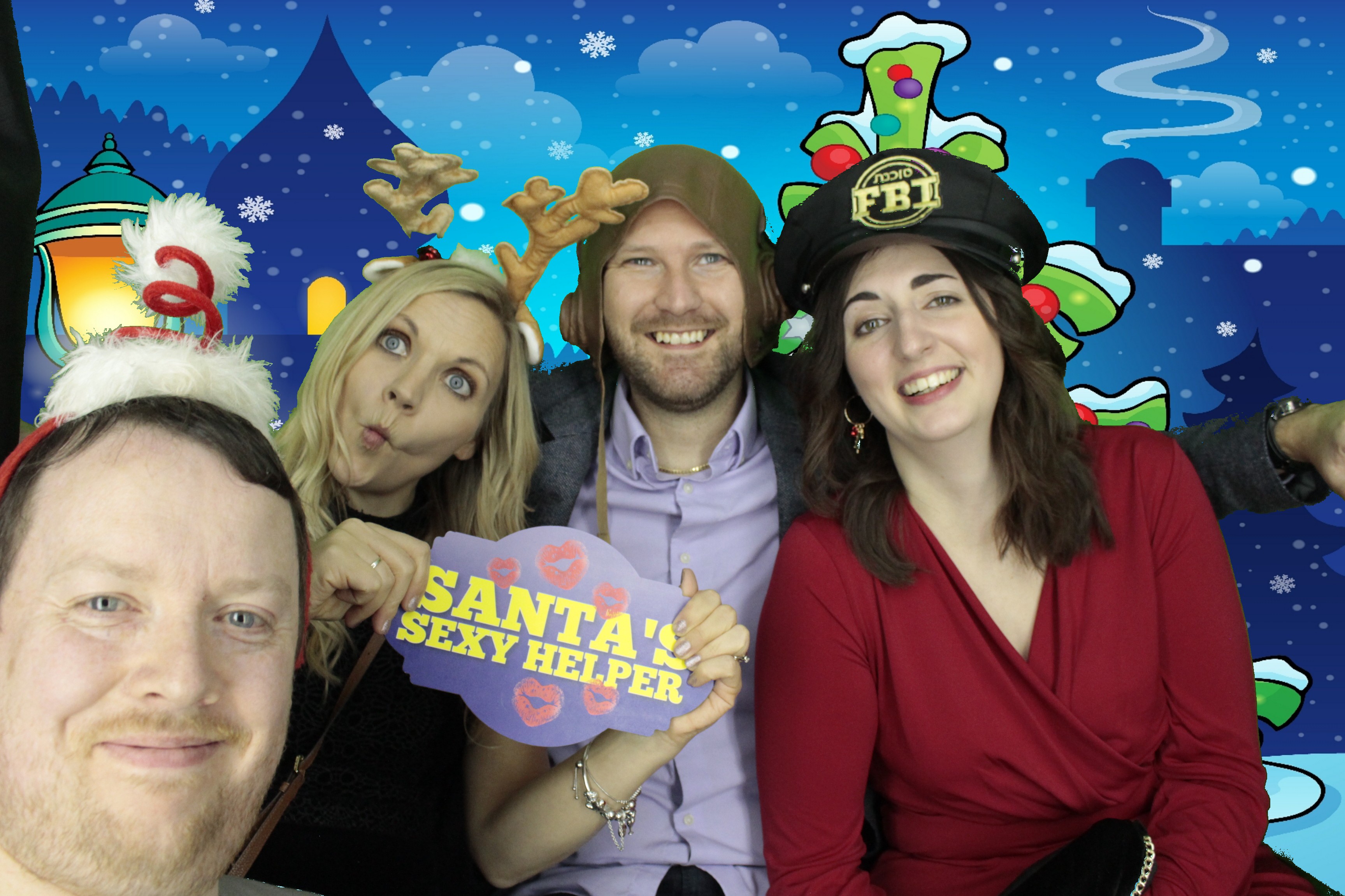 Ocean Network Express Christmas Party 2019 | View more photos from the event at gallery.myphotoboothexperience.co.uk/u/MyPhotoBoothExperienceLtd/Ocean-Network-Express-Christmas-Party-2019